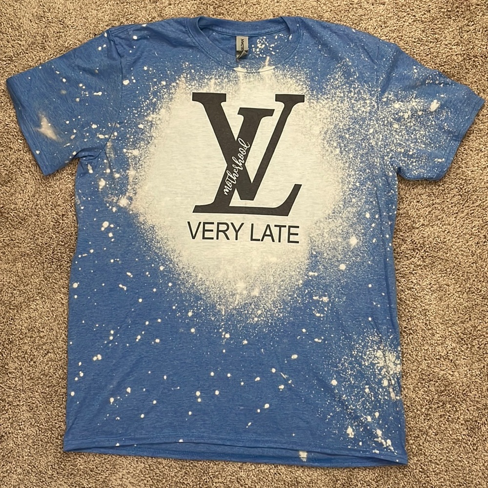 NWOT LV Motherhood Very Late Screen Print Gildan Large Bleach Splatter T-Shirt
